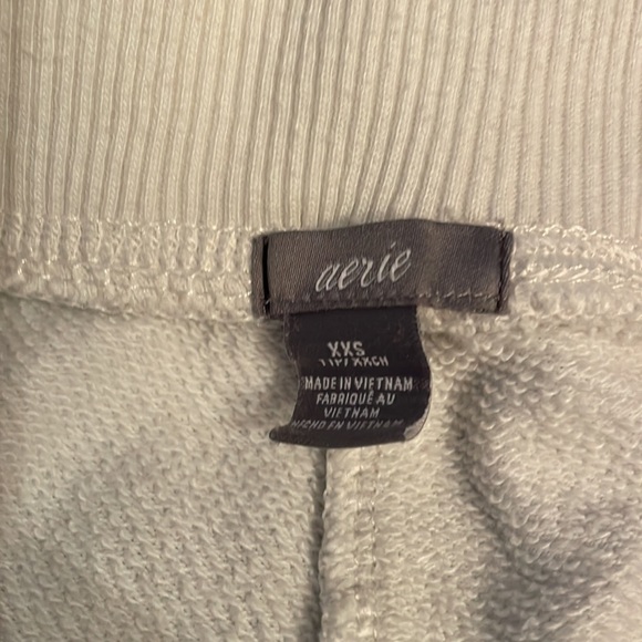 White Aerie Beach Shorts - Picture 3 of 3